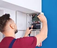 Analyzing the threat, signaling systems, signaling circuits, closed vs. open circuits, fire & smoke detectors, fire signaling device among other topics